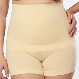 NWT Shapermint Shaping Boyshorts High Waisted